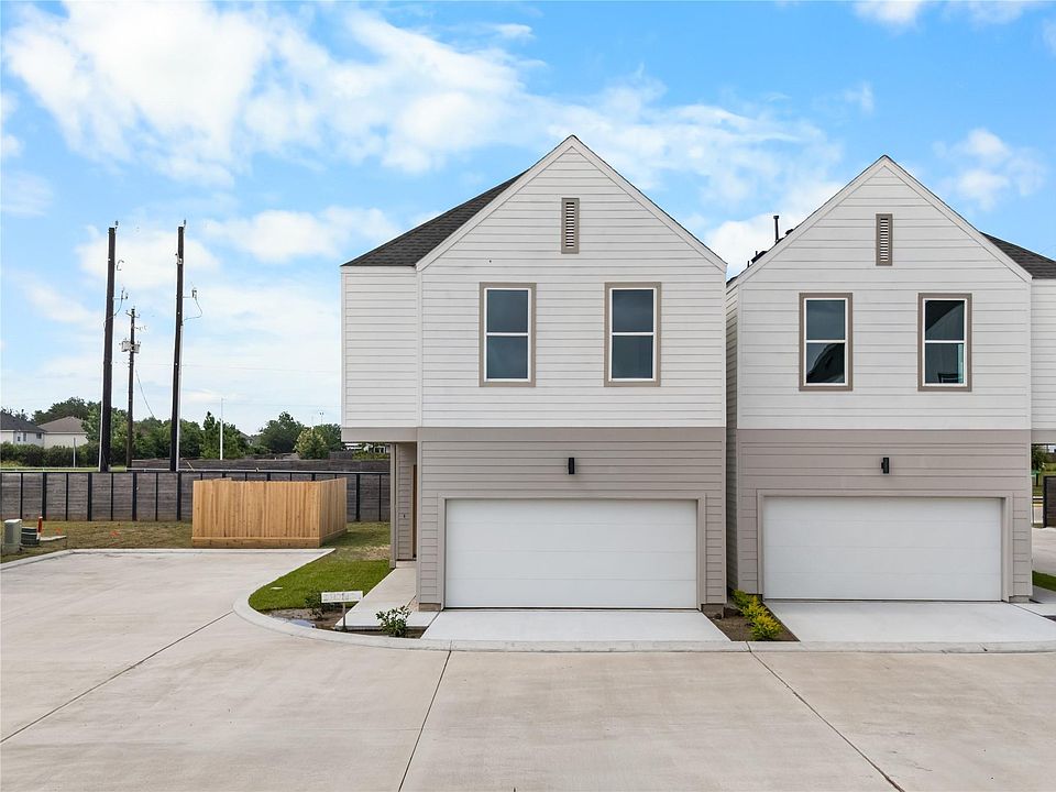 1st image of 4006 Buffalo Moon Dr