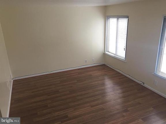 5th image of 2666 Glengyle Dr #49