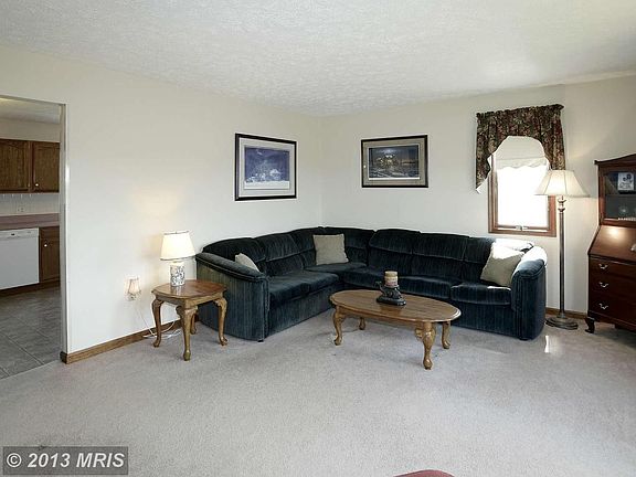 3rd image of 6 River View Dr