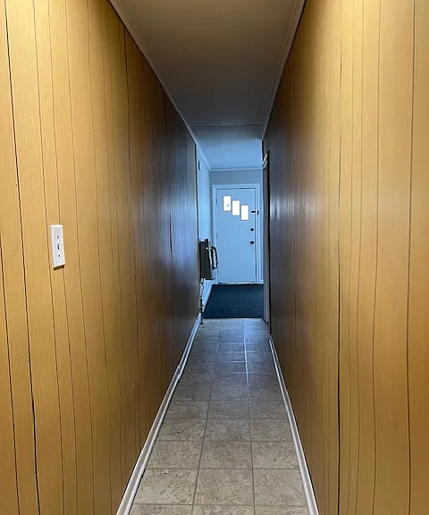 585 Campus St — Photo 5