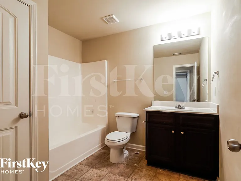 6013 Cloverfield Way — Photo 14