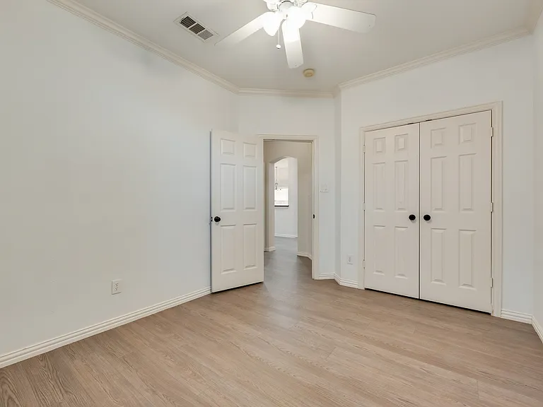 9301 Preston Trl — Photo 11