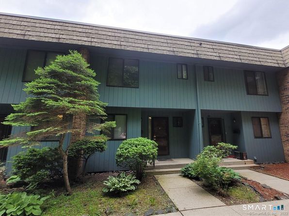 9 Debra Ct #9