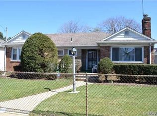 106 Pierson Ave, Hempstead, NY 11550