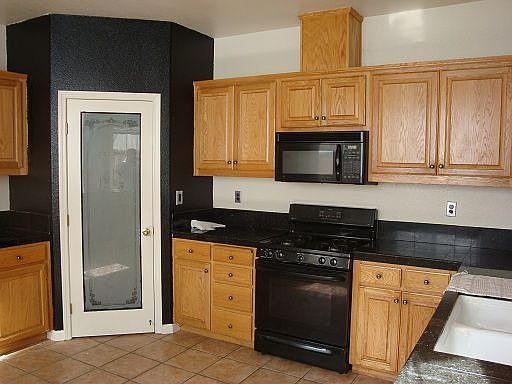 4th image of 943 Cape May Dr