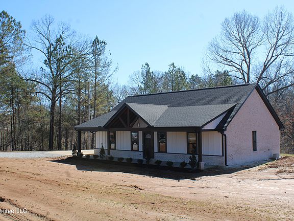 3rd image of 3775 Hernando Rd