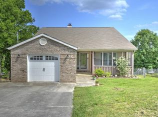 3404 Inverness Rd, Knoxville, TN 37931