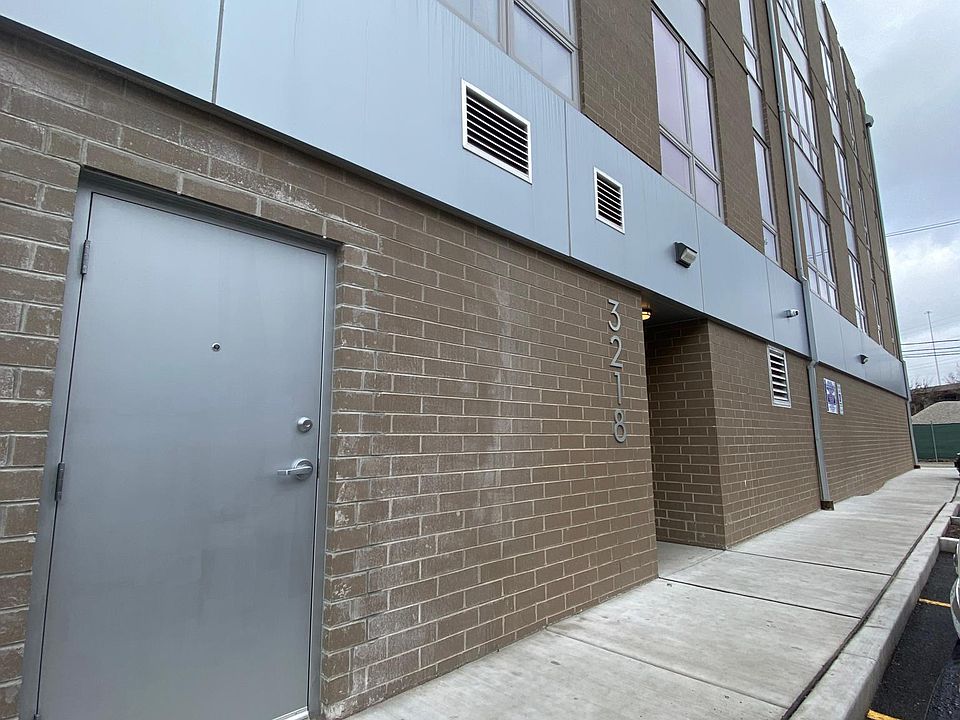 1st image of 3218 S Archer Ave #301
