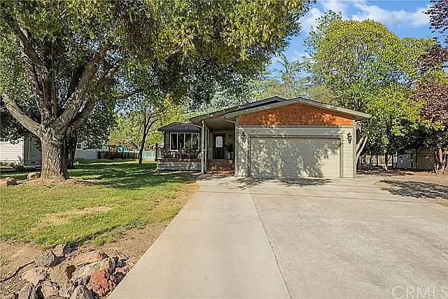 19788 Bear Valley Rd — Photo 18