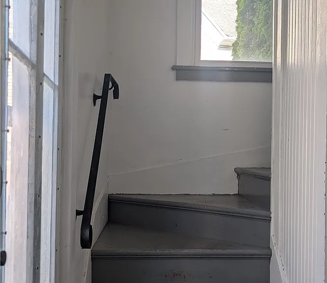 28 Vick Park #B — Photo 5