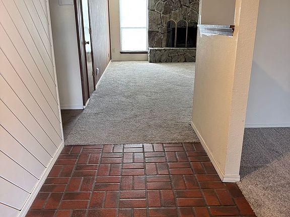 2nd image of 4801 Parsifal St NE