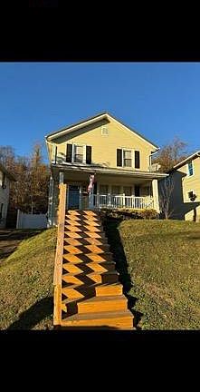 2nd image of 1035 Ruhlman Ave