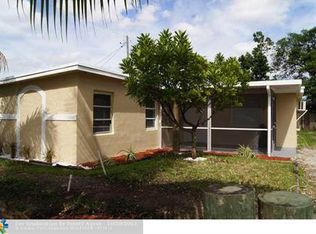 5729 SW 40th St, West Park, FL 33023