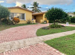 2180 NW 93rd Ave, Hollywood, FL 33024