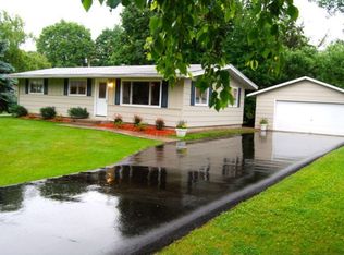 1003 Lincoln Ln, Hudson, WI 54016