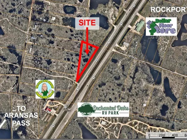 1805 18th St, Rockport, TX 78382