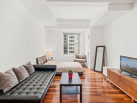 3rd image of 88 Greenwich St APT 1406