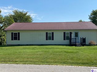 390 Holy Cross Rd, Loretto, KY 40037