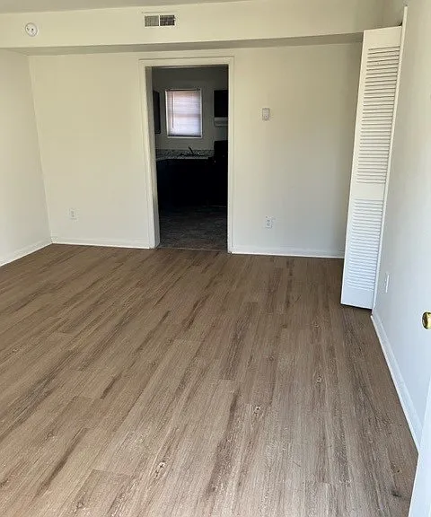 Morningside Apartments — Photo 3