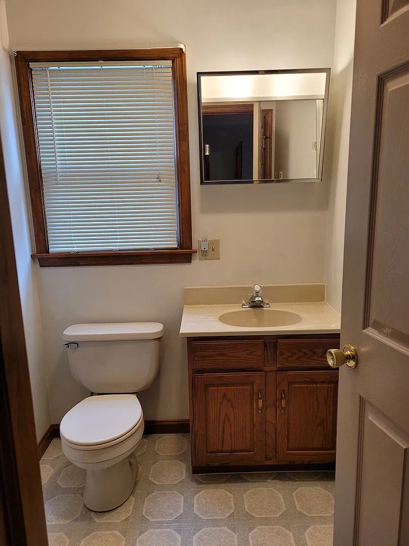 4 Bedroom/4 bath. Available August 2027- July 2028 — Photo 4