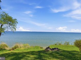 5209 Larchmont Dr, Chesapeake Beach, MD 20732