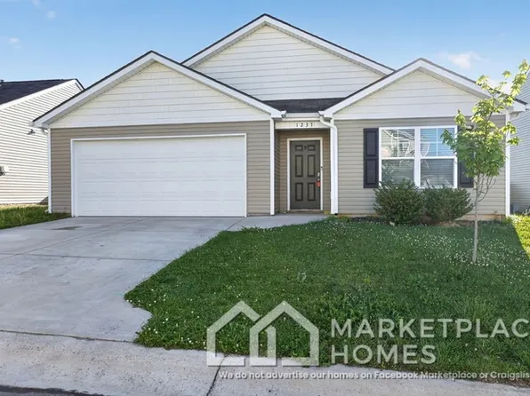 1237 Stamp Lodge Rd, Kingsport, TN 37660