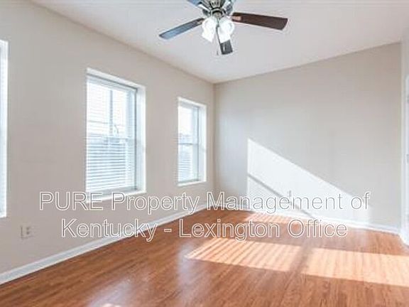 5th image of 117 S Bank St #6