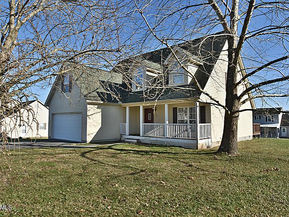 2nd image of 246 Cypress Ln