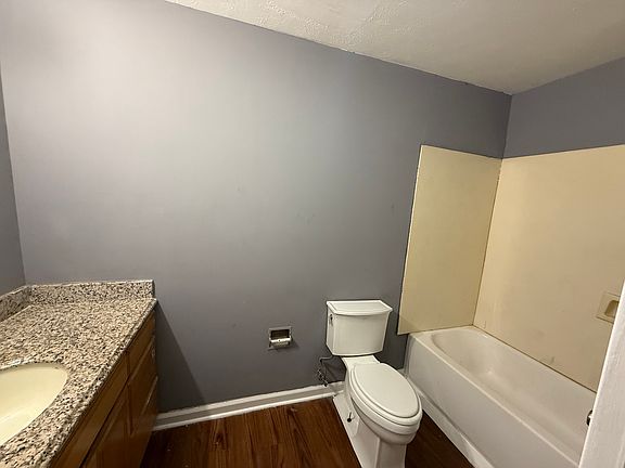 2nd image of 4140 Delaware Ave