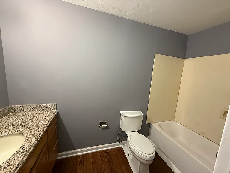 4140 Delaware Ave — Photo 2