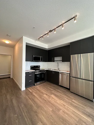 15858 Fraser Hwy Photo 1