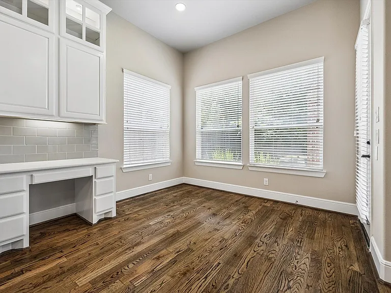2940 Payson St — Photo 17