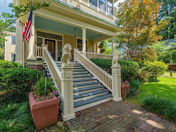 3rd image of 492 Prospect Ave