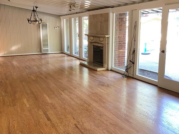 2nd image of 18485 Montpere Way