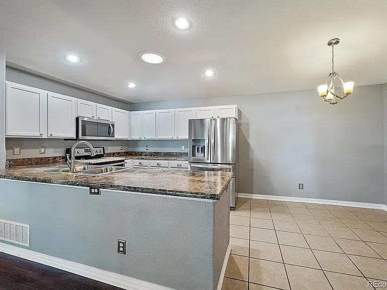 17911 Aprils Way — Photo 18