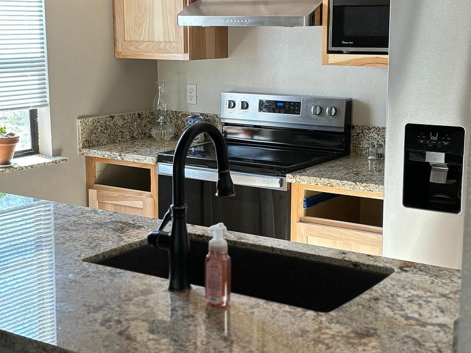2nd image of 4818 Montaire Dr