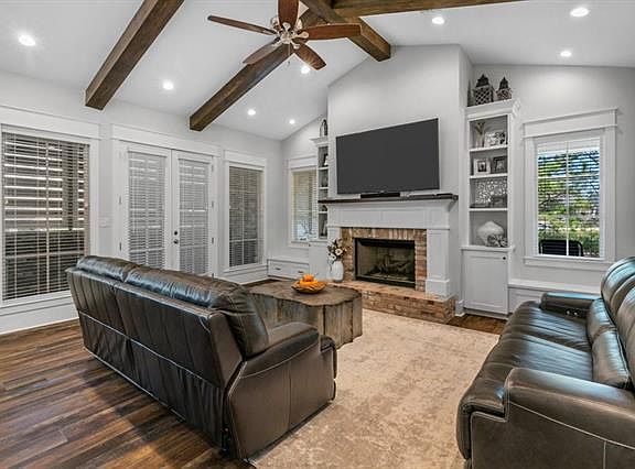 4th image of 5803 Lakeview Ln