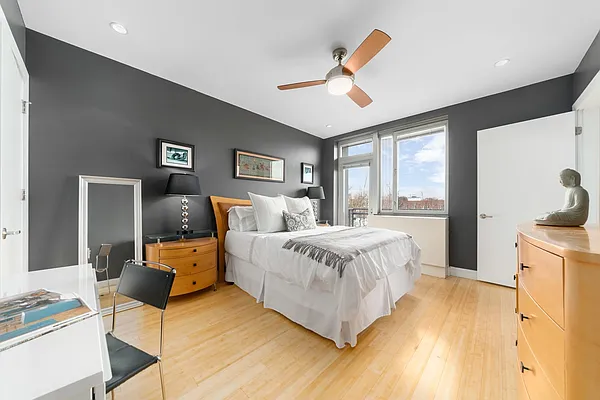 Sold by Compass | media 7