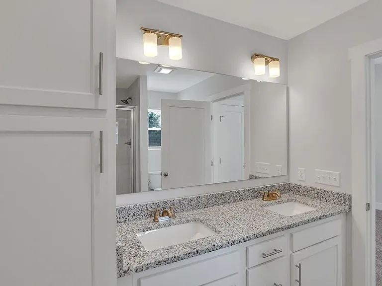 2866 Worth Dr — Photo 15