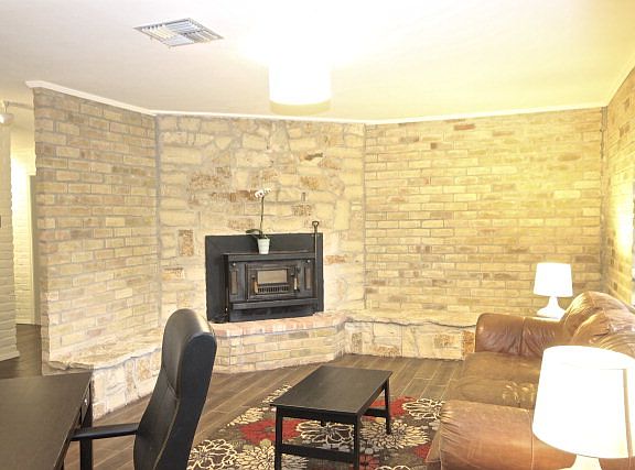 3rd image of 11 Shady Ln