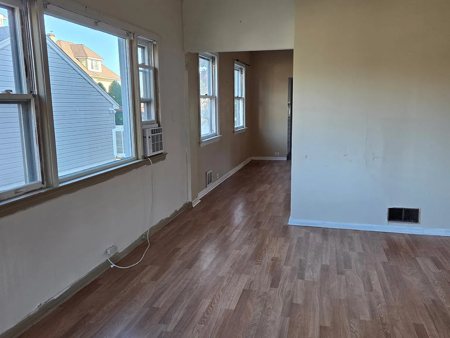 4 bed, $3,000 — Photo 3