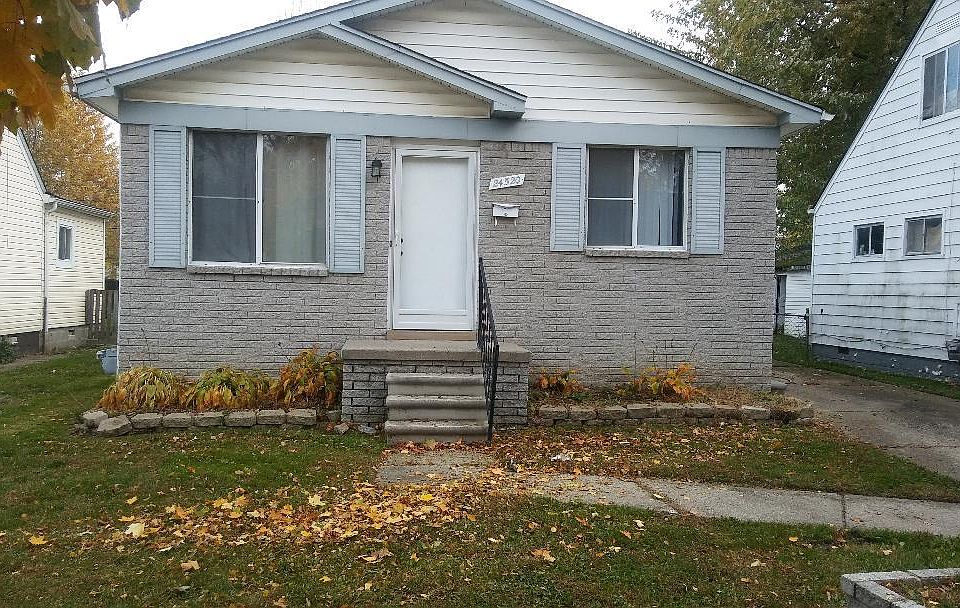 1st image of 24520 Lauren Ave