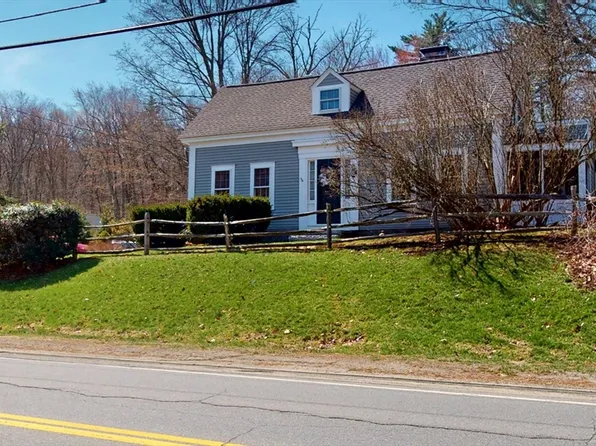 1 Amesbury Rd, Newton, NH 03858