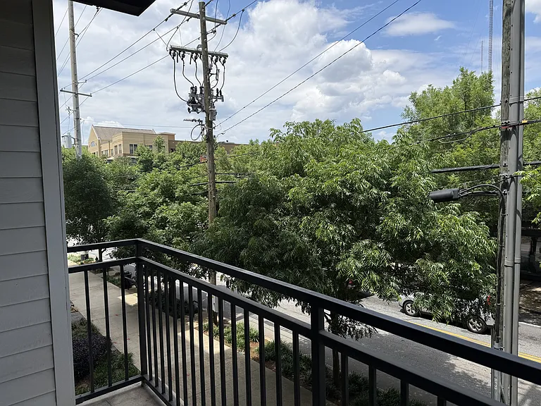 915 Glenwood Apartments on the Beltline — Photo 85