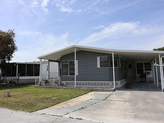 4th image of 548 Squire Ln