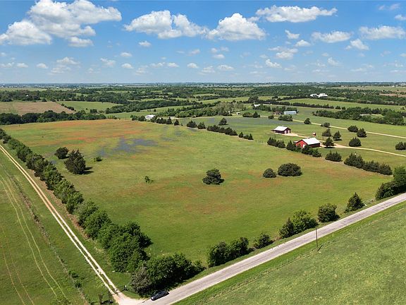 2nd image of 2220 Boehnemann Rd