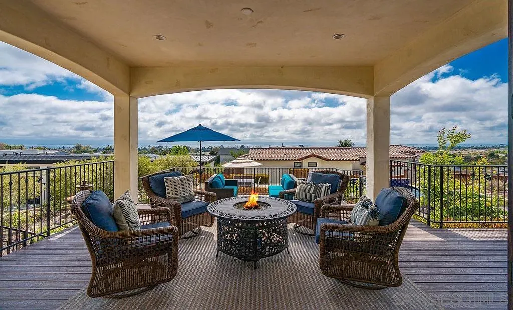 4 bed, 3.5 bath, 3600 sqft, $25,000 — Photo 3