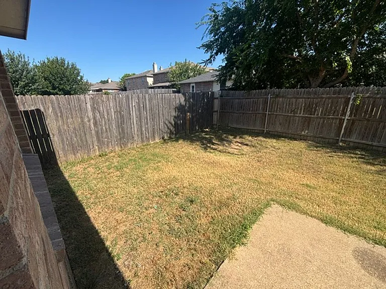 1008 Stone Chapel Way — Photo 24
