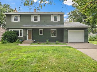 5056 Greenwood Dr, Mounds View, MN 55112