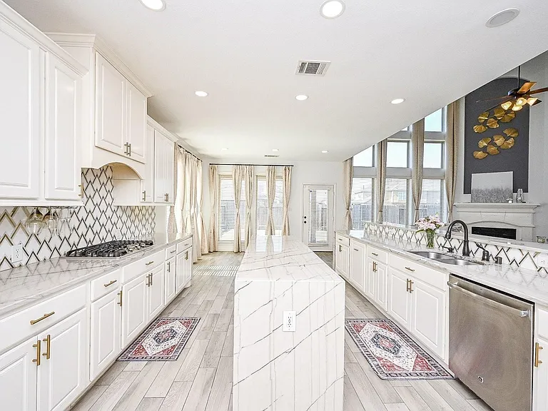 3707 Brampton Island Dr — Photo 17